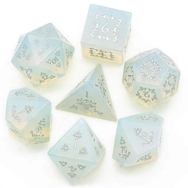 Gemstone Poly Opalite Translucent White /Silver (7) Terningsett